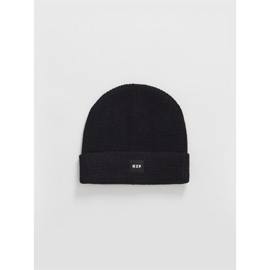 Nena Pasadena All Day Beanie- Black